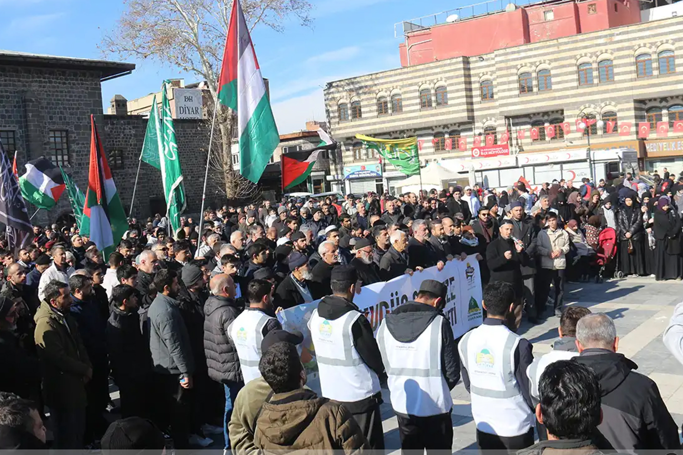 Gazze Ve Kudüs'te Yaşanan Zulme Sessiz Kalınamaz